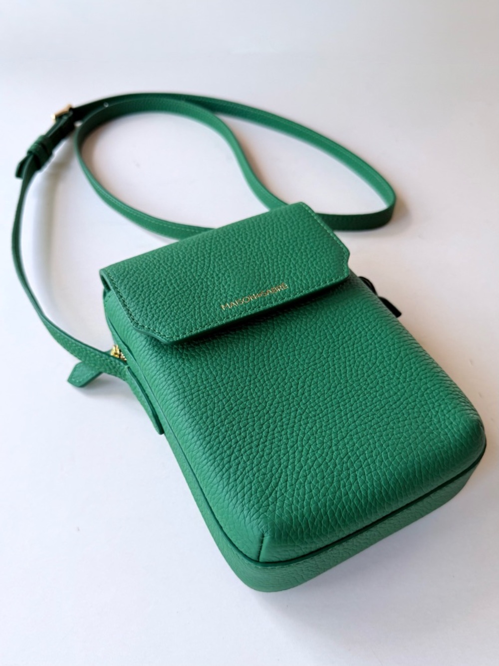 Maison de Sabre The Zipped Phone Pouch Crossbody Bag Emerald Green Leather - Picture 2 of 15